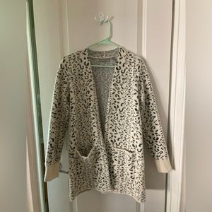 Leopard fuzzy cardigan